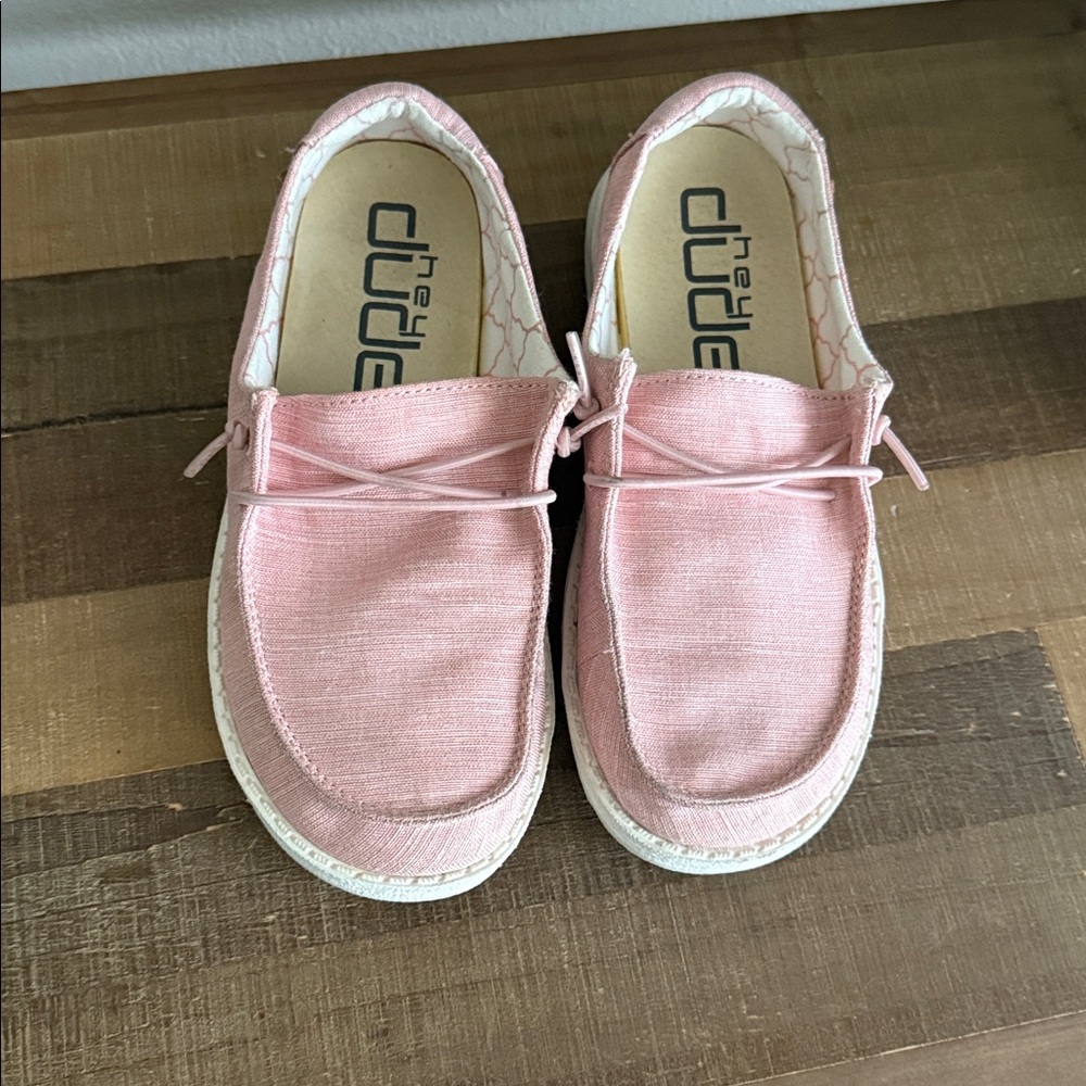 Hey Dude Light Pink